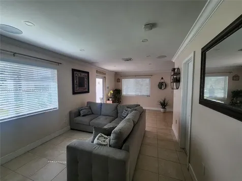 1025 NE 13th Avenue Homestead FL 33033
