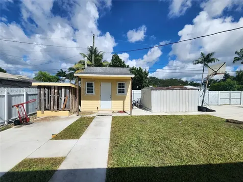 1025 NE 13th Avenue Homestead FL 33033