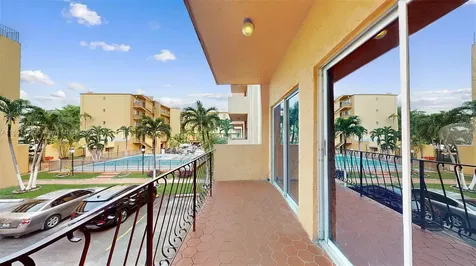 1900 W 54th Street Hialeah FL 33012