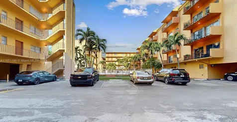 1900 W 54th Street Hialeah FL 33012