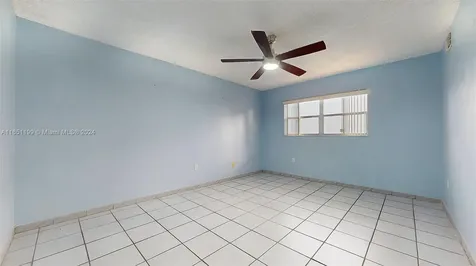 1900 W 54th Street Hialeah FL 33012