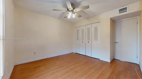 1900 W 54th Street Hialeah FL 33012