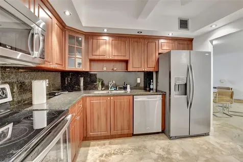 9801 Collins Avenue Bal Harbour FL 33154