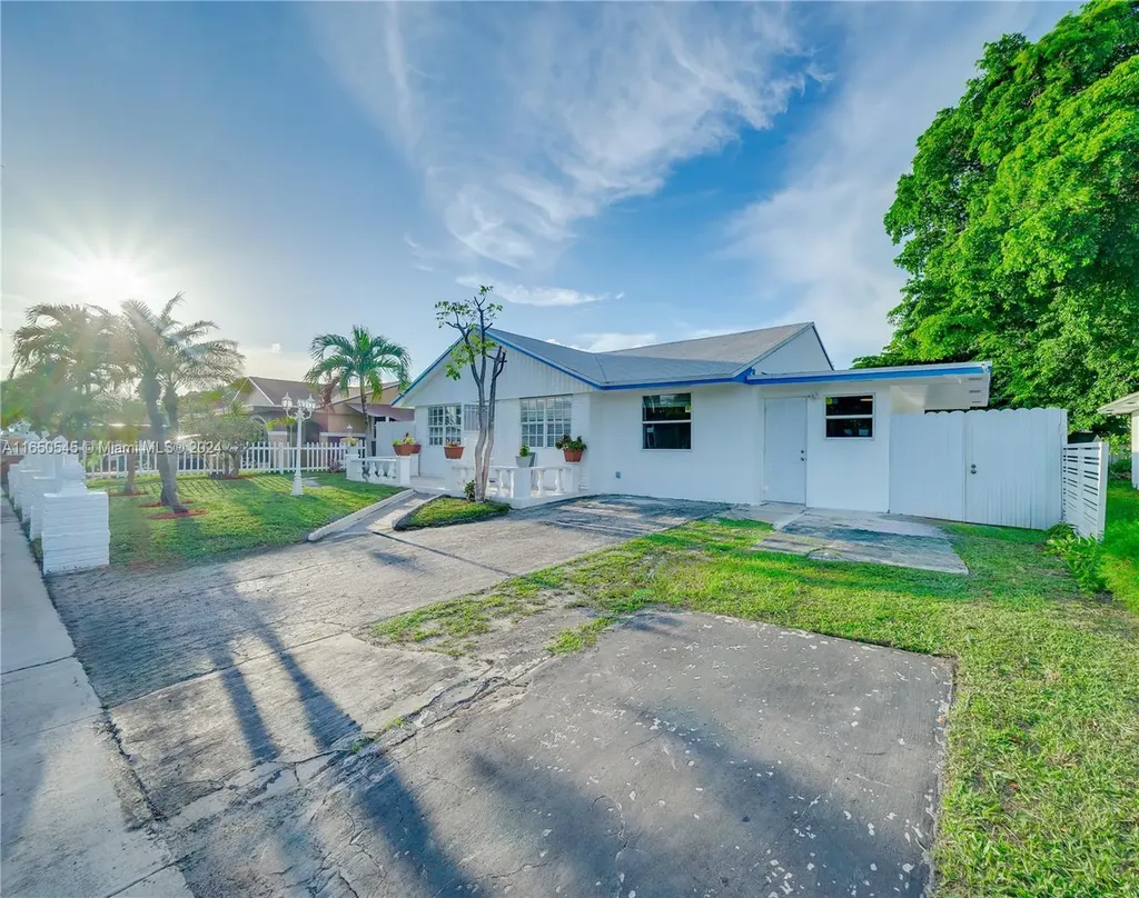 725 NW 15th Court Pompano Beach FL 33060