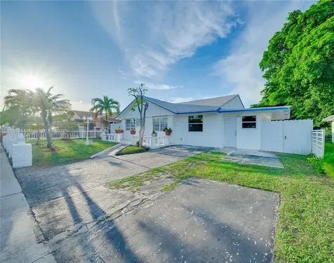 725 NW 15th Court Pompano Beach FL 33060