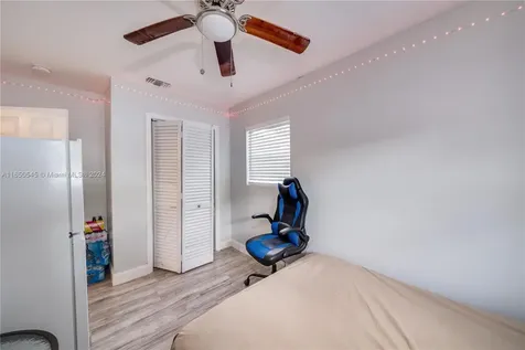 725 NW 15th Court Pompano Beach FL 33060