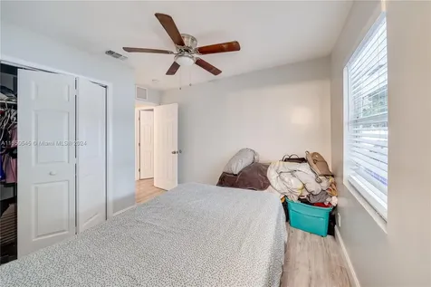 725 NW 15th Court Pompano Beach FL 33060