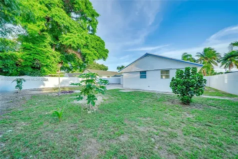 725 NW 15th Court Pompano Beach FL 33060