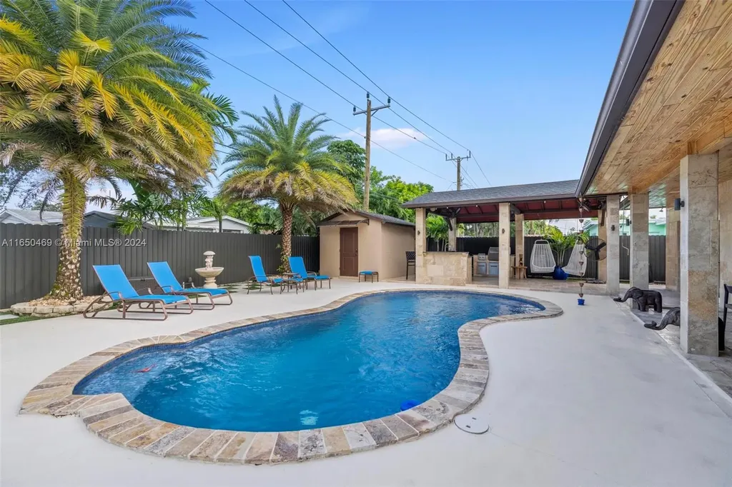 9384 Caribbean Boulevard Cutler Bay FL 33189