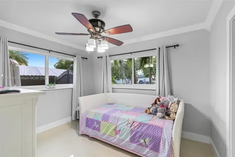 9384 Caribbean Boulevard Cutler Bay FL 33189