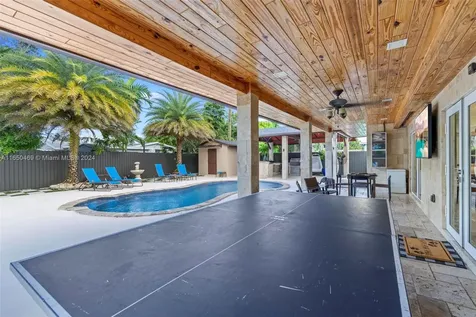 9384 Caribbean Boulevard Cutler Bay FL 33189