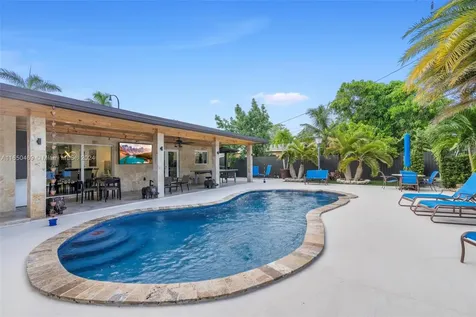 9384 Caribbean Boulevard Cutler Bay FL 33189