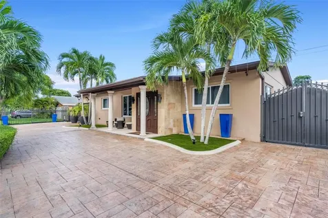 9384 Caribbean Boulevard Cutler Bay FL 33189