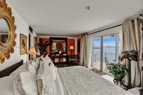11111 Biscayne Boulevard Miami FL 33181