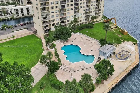 11111 Biscayne Boulevard Miami FL 33181