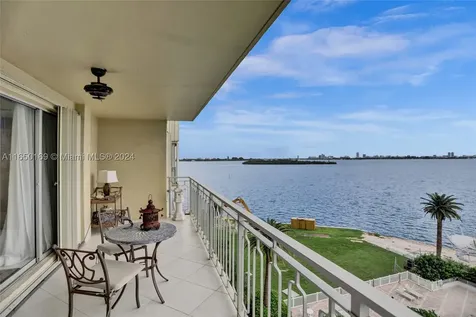 11111 Biscayne Boulevard Miami FL 33181