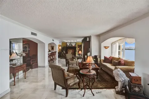 11111 Biscayne Boulevard Miami FL 33181