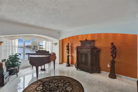 11111 Biscayne Boulevard Miami FL 33181