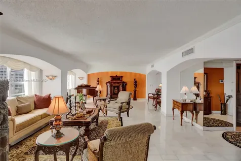 11111 Biscayne Boulevard Miami FL 33181