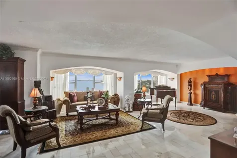 11111 Biscayne Boulevard Miami FL 33181