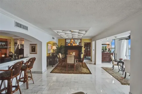 11111 Biscayne Boulevard Miami FL 33181
