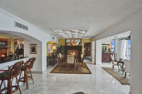11111 Biscayne Boulevard Miami FL 33181