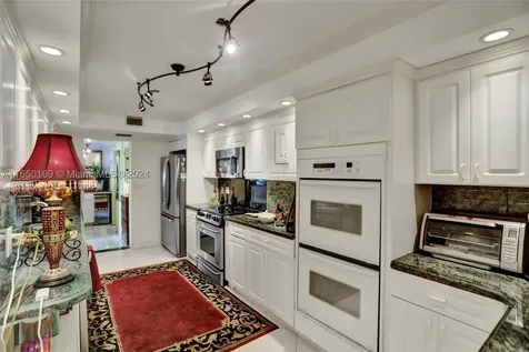 11111 Biscayne Boulevard Miami FL 33181