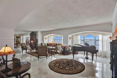 11111 Biscayne Boulevard Miami FL 33181