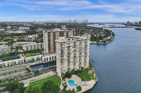 11111 Biscayne Boulevard Miami FL 33181
