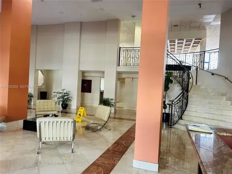 5825 Collins Avenue Miami Beach FL 33140