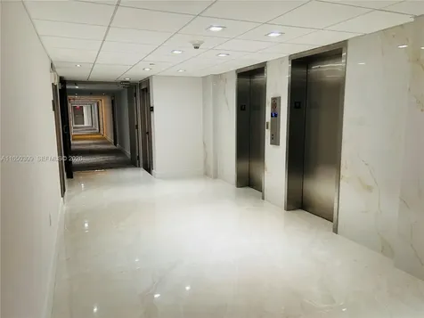 5825 Collins Avenue Miami Beach FL 33140