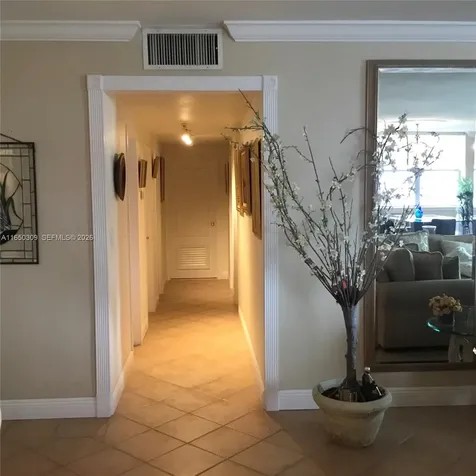 5825 Collins Avenue Miami Beach FL 33140