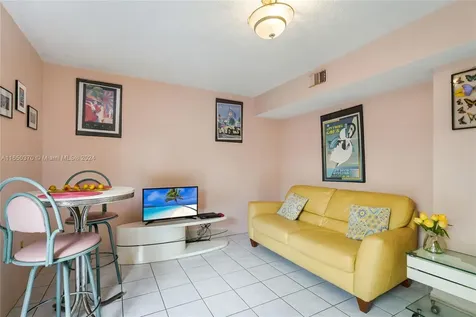12673 NW 8th Way Miami FL 33182