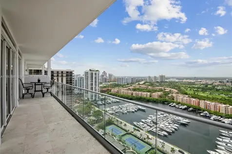 19707 Turnberry Way Aventura FL 33180