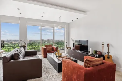 19707 Turnberry Way Aventura FL 33180
