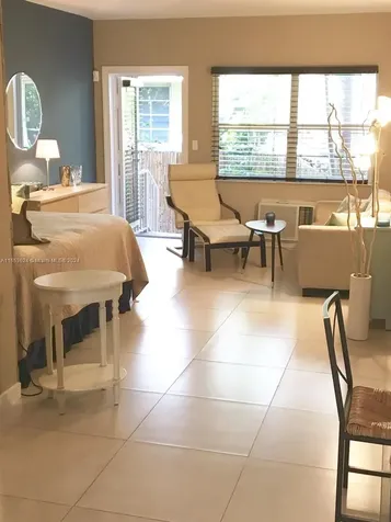 1228 Pennsylvania Avenue Miami Beach FL 33139