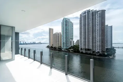 300 Biscayne Boulevard Way Miami FL 33131