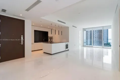 300 Biscayne Boulevard Way Miami FL 33131
