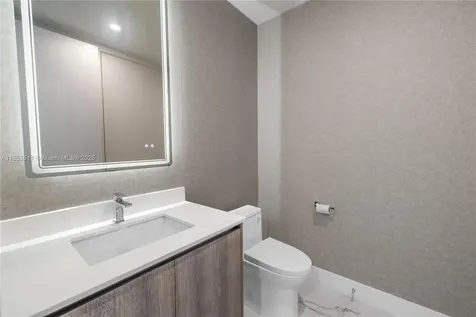 17550 Collins Avenue Sunny Isles Beach FL 33160