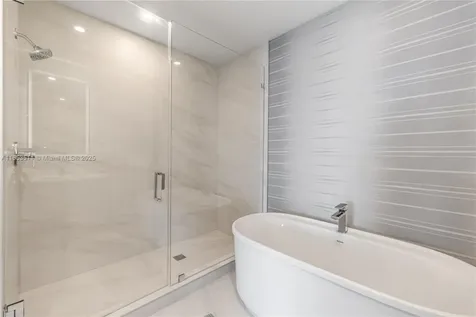 17550 Collins Avenue Sunny Isles Beach FL 33160