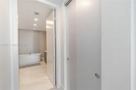 17550 Collins Avenue Sunny Isles Beach FL 33160