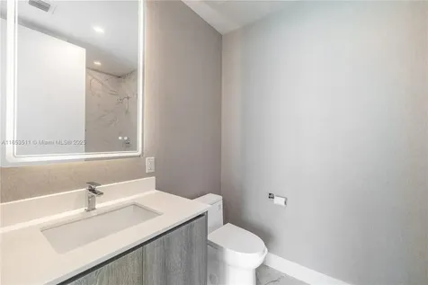 17550 Collins Avenue Sunny Isles Beach FL 33160
