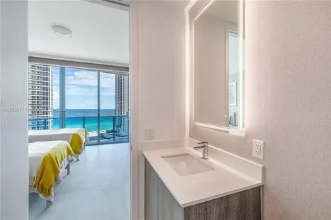 17550 Collins Avenue Sunny Isles Beach FL 33160