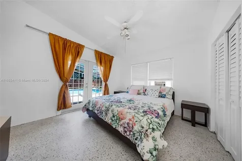 1125 NE 6th Street Hallandale Beach FL 33009