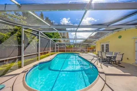 1125 NE 6th Street Hallandale Beach FL 33009