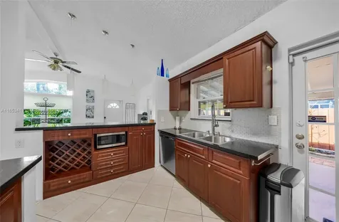 1125 NE 6th Street Hallandale Beach FL 33009