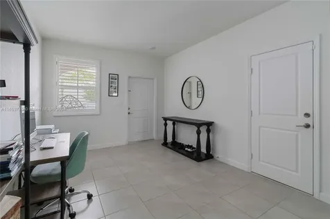 1130 SE 26th Terrace Homestead FL 33035
