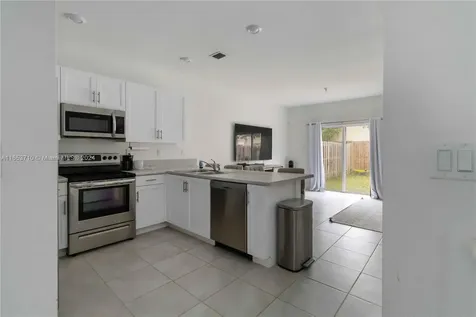 1130 SE 26th Terrace Homestead FL 33035