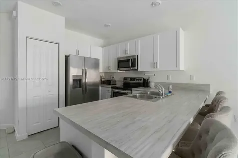 1130 SE 26th Terrace Homestead FL 33035