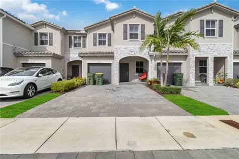 1130 SE 26th Terrace Homestead FL 33035